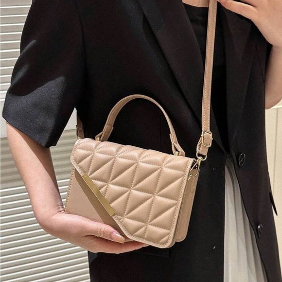 ⚠️Clearance Khaki Mini Quilted Square Crossbody Bag - Picture 2 of 6